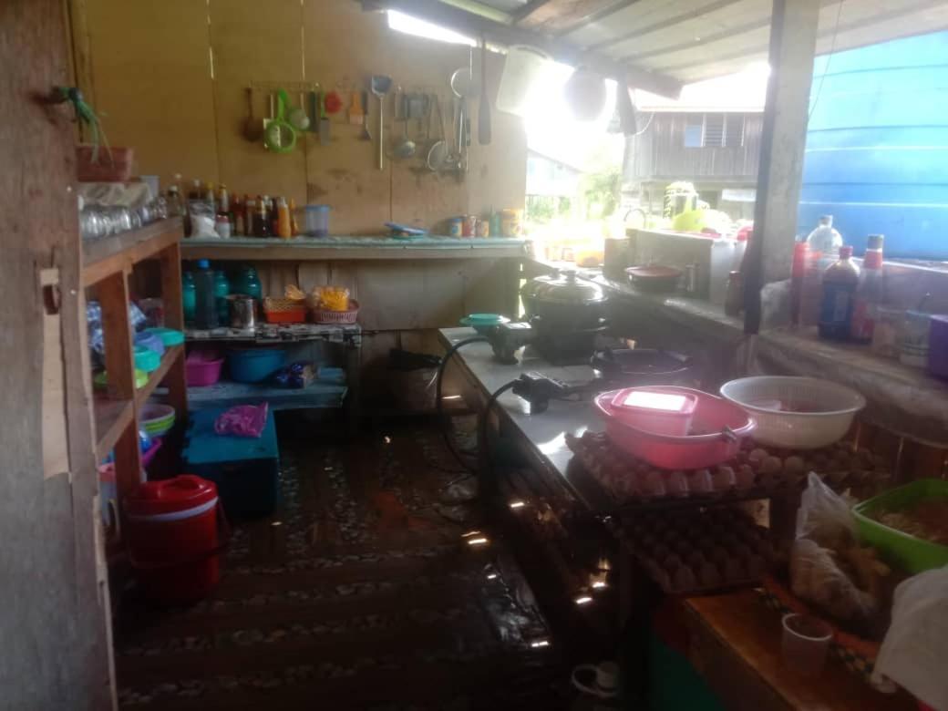 Mulu Homestay Экстерьер фото