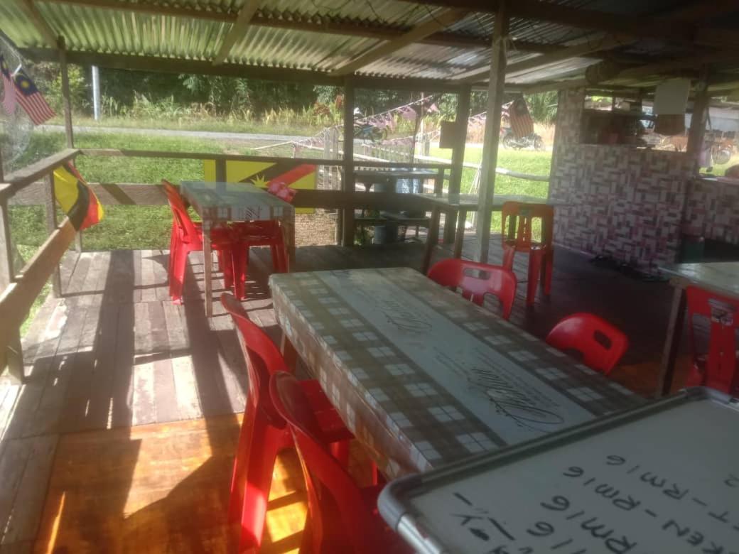 Mulu Homestay Экстерьер фото