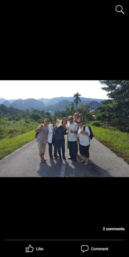 Mulu Homestay Экстерьер фото