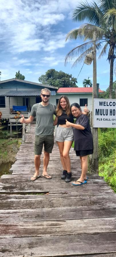 Mulu Homestay Экстерьер фото